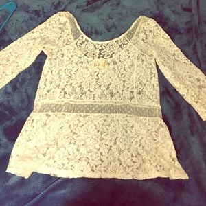 Hollister lace quarter sleeve shirt size small
